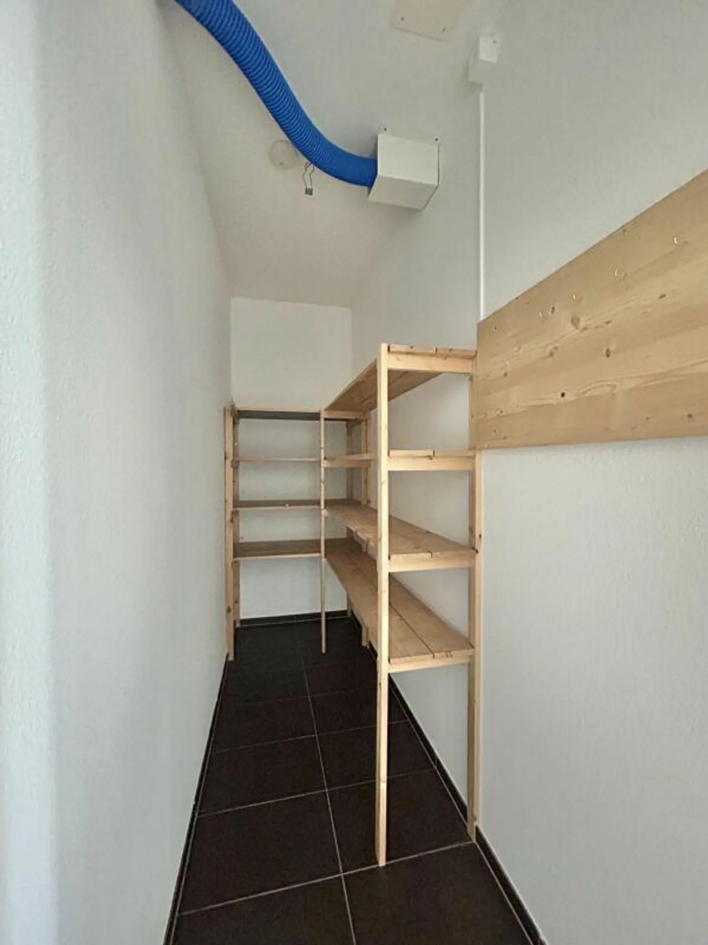 4.5 Room Apartment - Photo 13 of 24