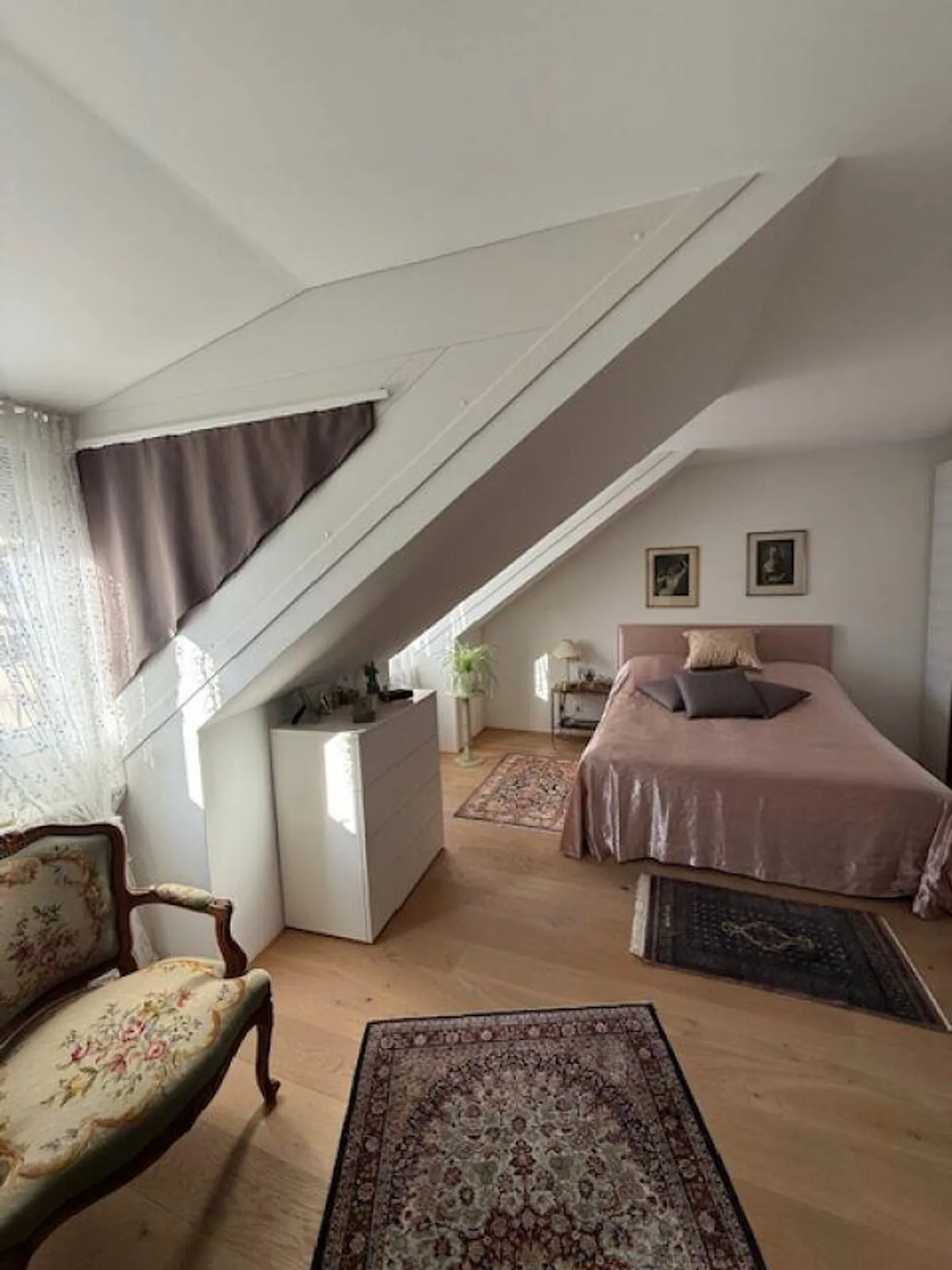 Maisonette Apartment - Photo 11 of 17