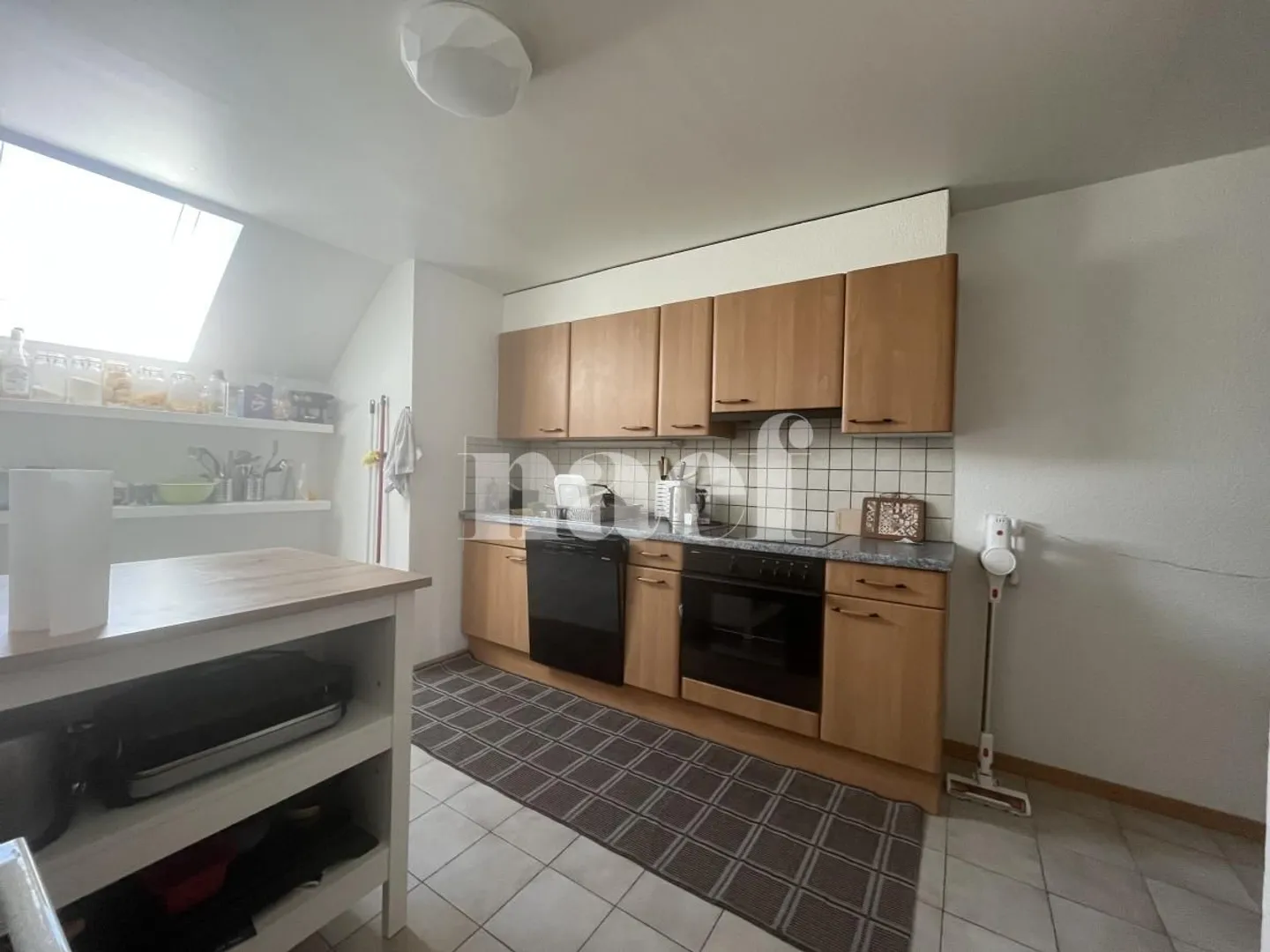 Appartamento con 3,5 stanze vicino al centro città - Foto 3 di 10