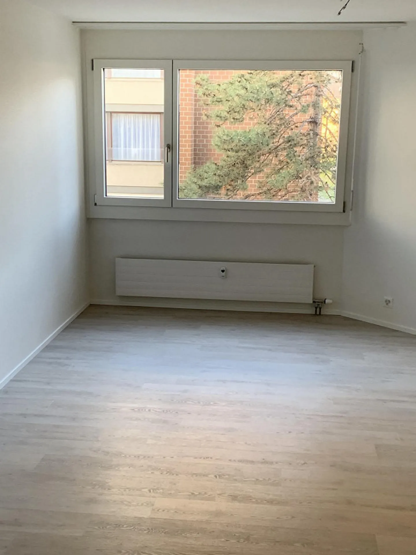 Appartement 3.5 pièces récemment rénové dans le quartier St. Johann - Photo 3 sur 9