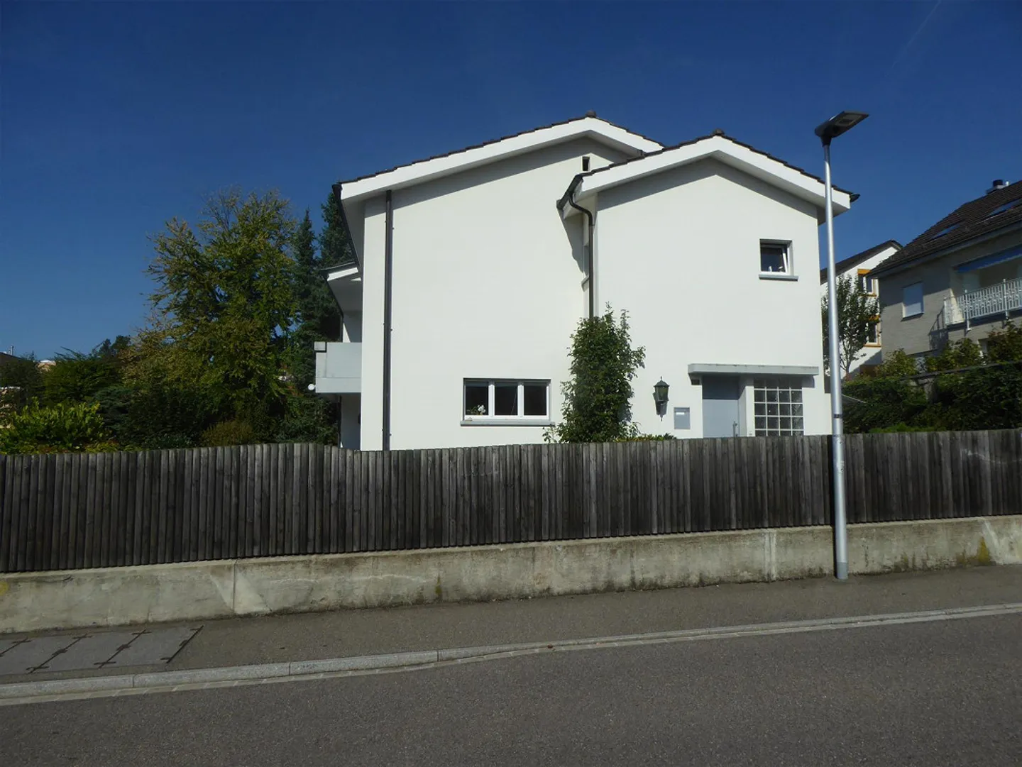 7-Zi.Einfamilienhaus mit Potenzial - Foto 2 von 12
