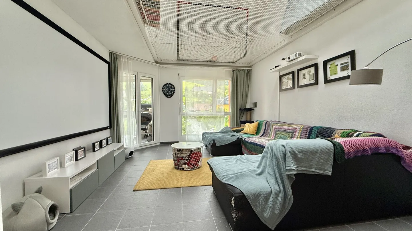 Ampio appartamento duplex di 5,5 locali in buona posizione - Foto 2 di 11