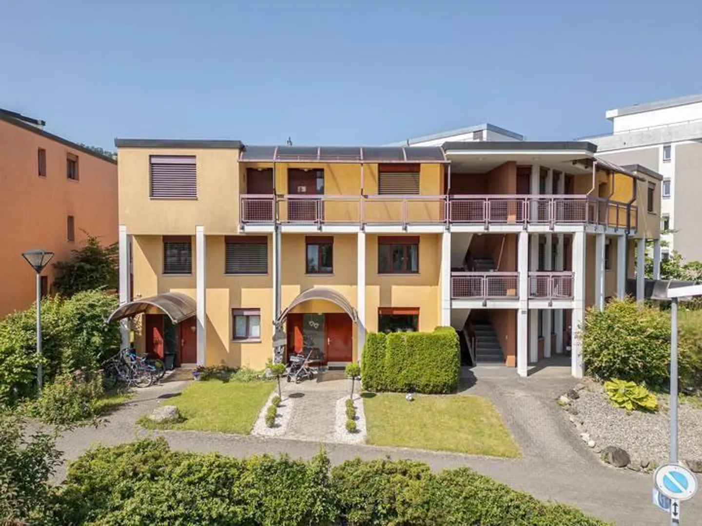 VIVRE COMME DANS UNE MAISON : MAISONETTE AVEC JARDIN PRIVÉ - Photo 7 sur 8