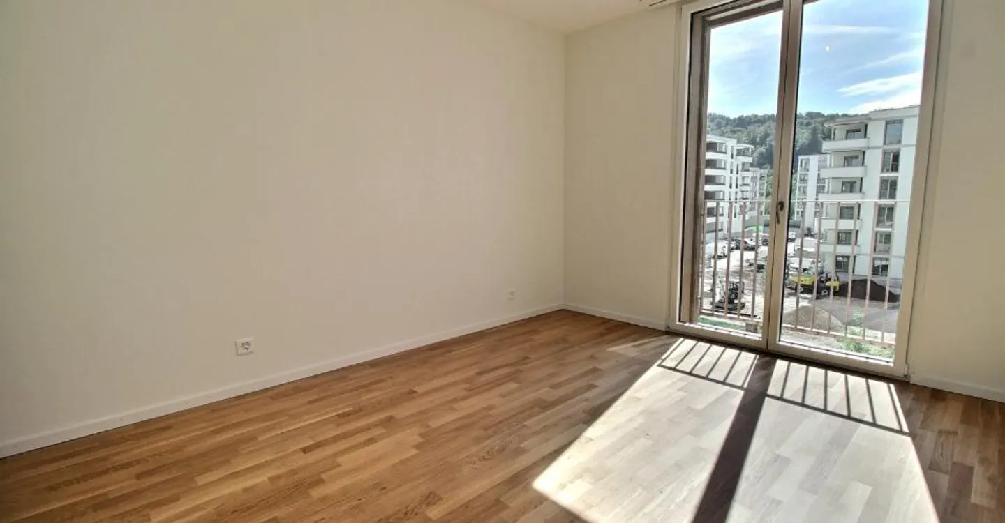 Luxury Apartment in Marly - Photo 4 of 9