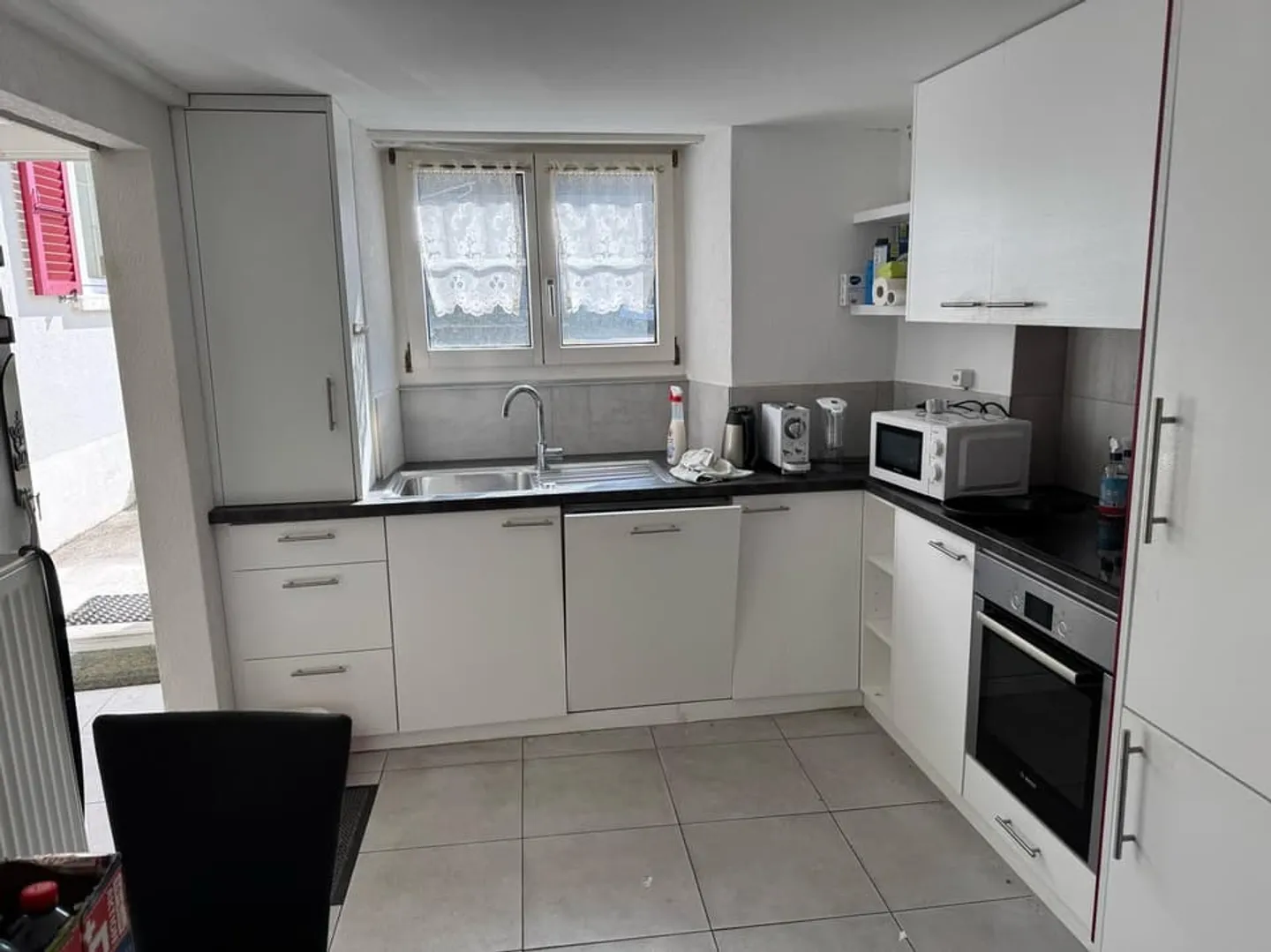 Incantevole casa bifamiliare situata in una zona tranquilla di Courrendlin - Foto 7 di 13