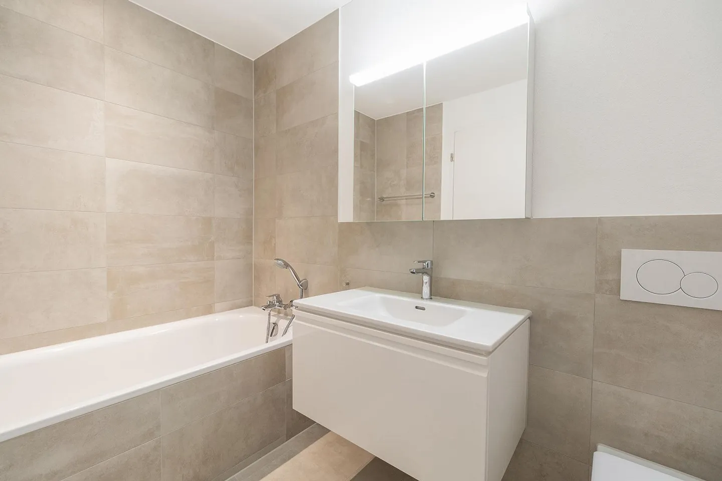 Special - 1 Room for Free! - Photo 6 of 11
