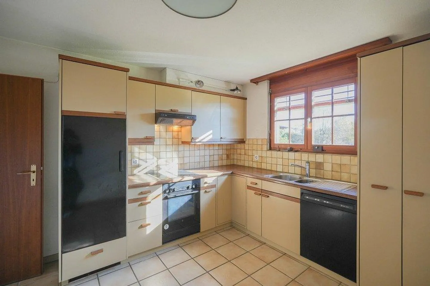 Maison individuelle de 6,5 pièces avec véranda à la limite de la zone de construction - Photo 8 sur 13