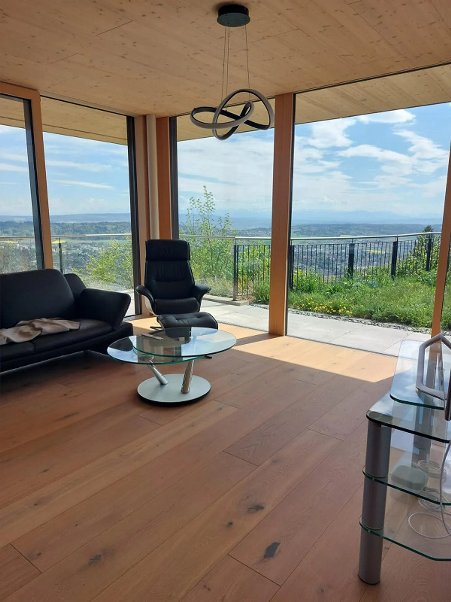 Moderna casa unifamiliare di 4,5 stanze con vista panoramica a Evilard - Foto 4 di 18