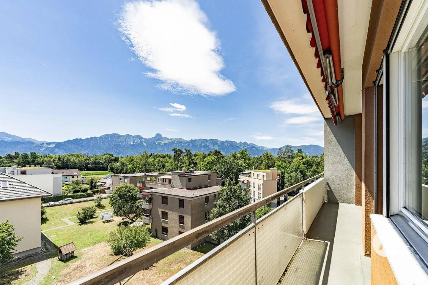 Charmante Wohnung mit Aussicht - Foto 4 von 13