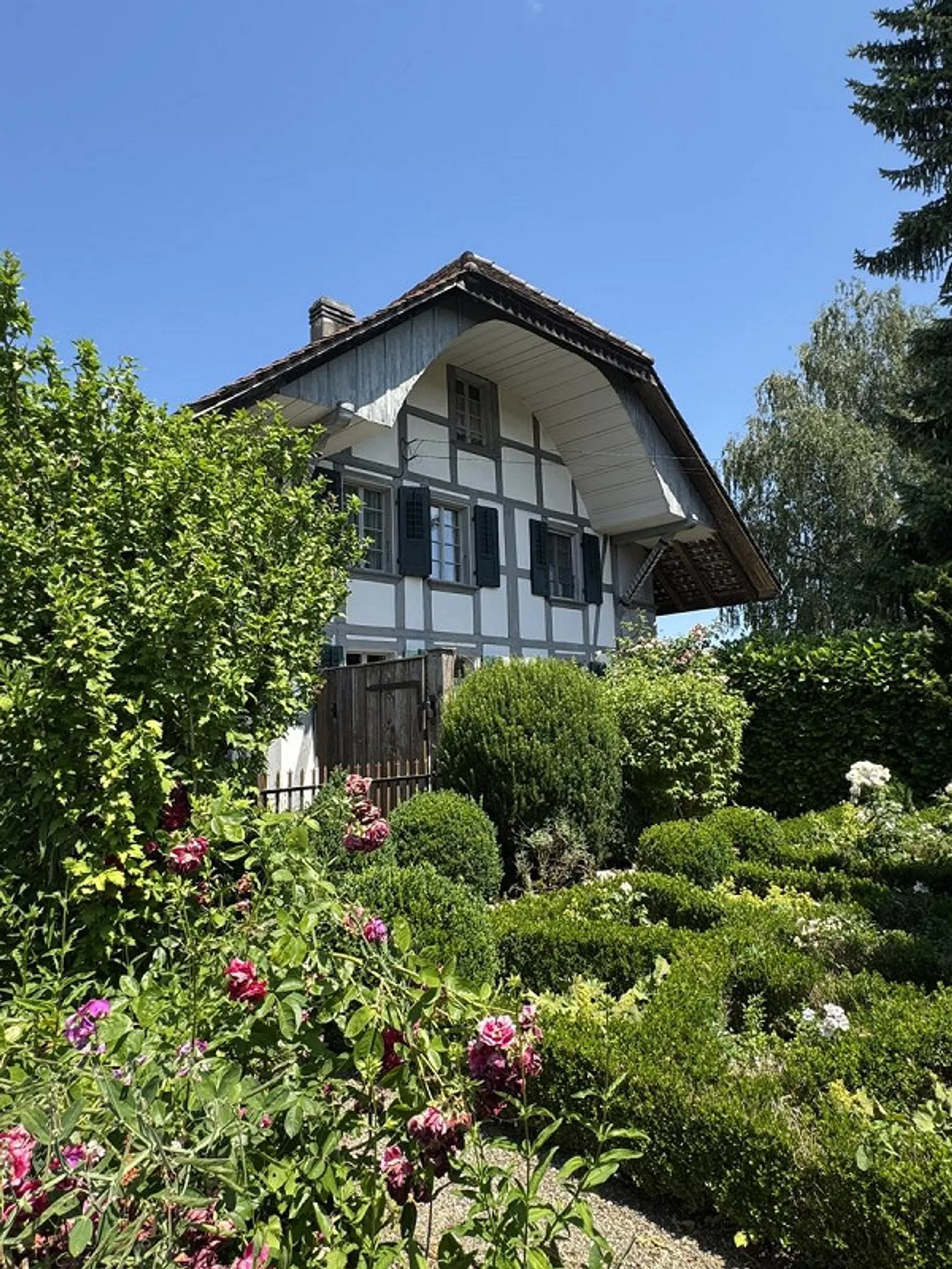 Meravigliosa casa a schiera con laboratorio e riserva di terreno - Foto 1 di 14