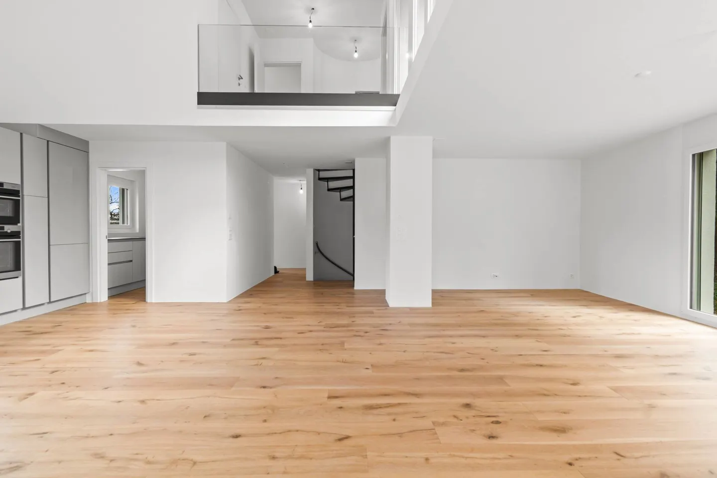 2025 Completely Renovated - 5.5 Room Detached House in Bergdietikon - Photo 19 of 31