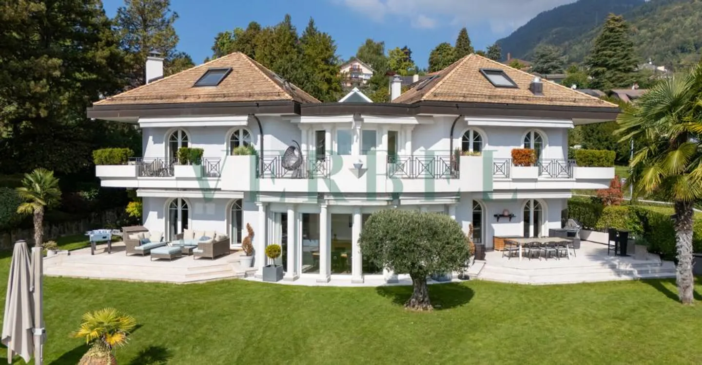 Villa de prestige à Blonay avec vue lac et piscine - Foto 1 di 11