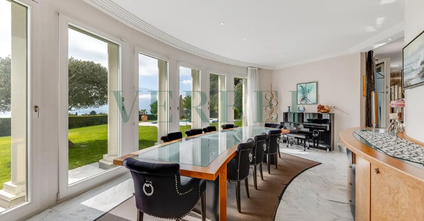 Villa de prestige à Blonay avec vue lac et piscine - Foto 7 di 11