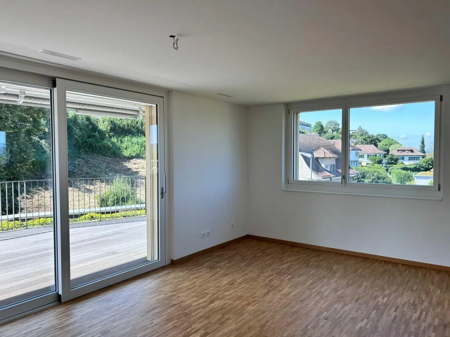 Appartement moderne de 2,5 pièces avec balcon spacieux - Belp - Photo 4 sur 5