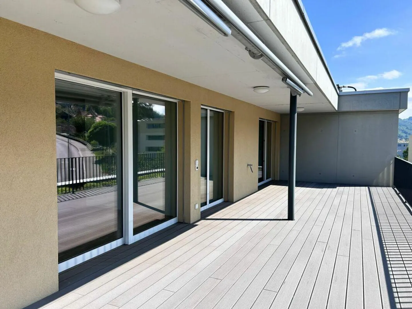 Appartement moderne de 2,5 pièces avec balcon spacieux - Belp - Photo 5 sur 5