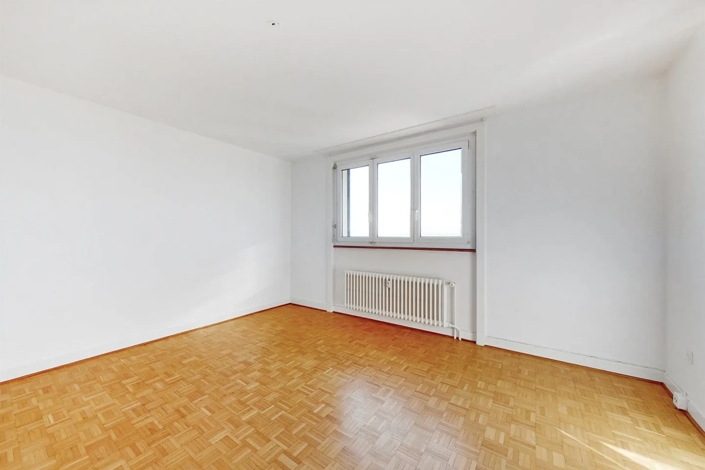 Appartement Charmant avec Vue sur le Lac - Photo 4 sur 6