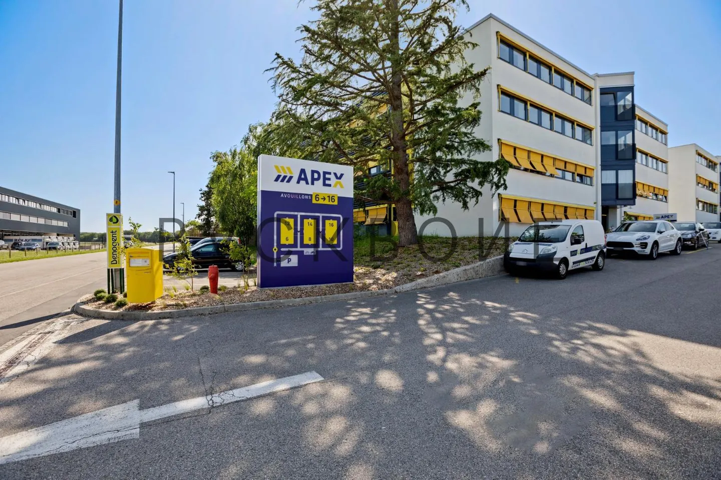 Espace industriel polyvalent - Photo 2 sur 2