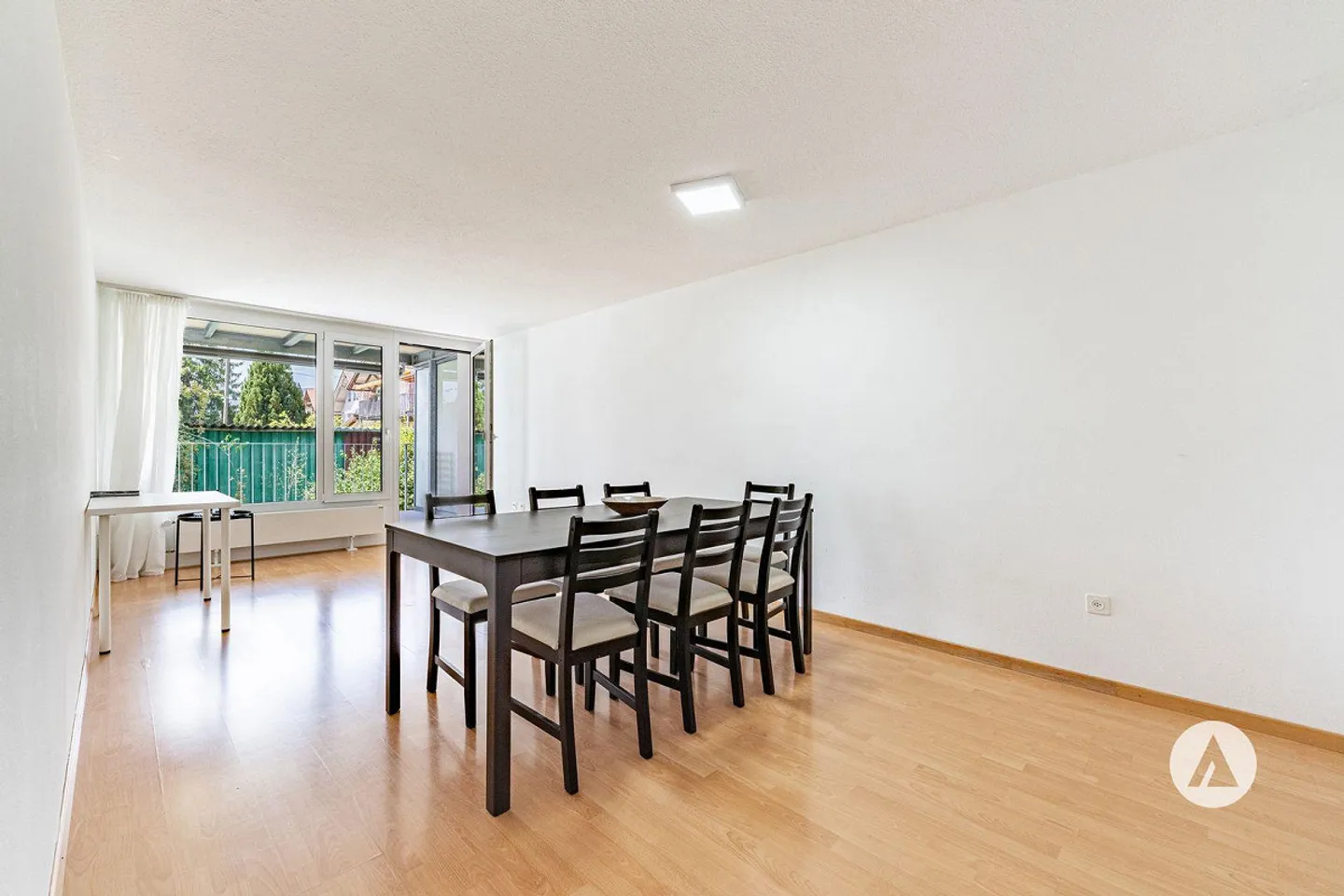Propriété modernisée dans un bon emplacement - Photo 7 sur 13
