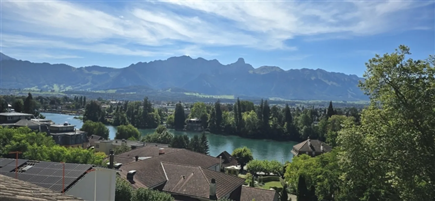 Vie exclusive pour les jeunes amateurs de luxe - TOUT DIFFÉRENT DE 08/15 - Photo 11 sur 13