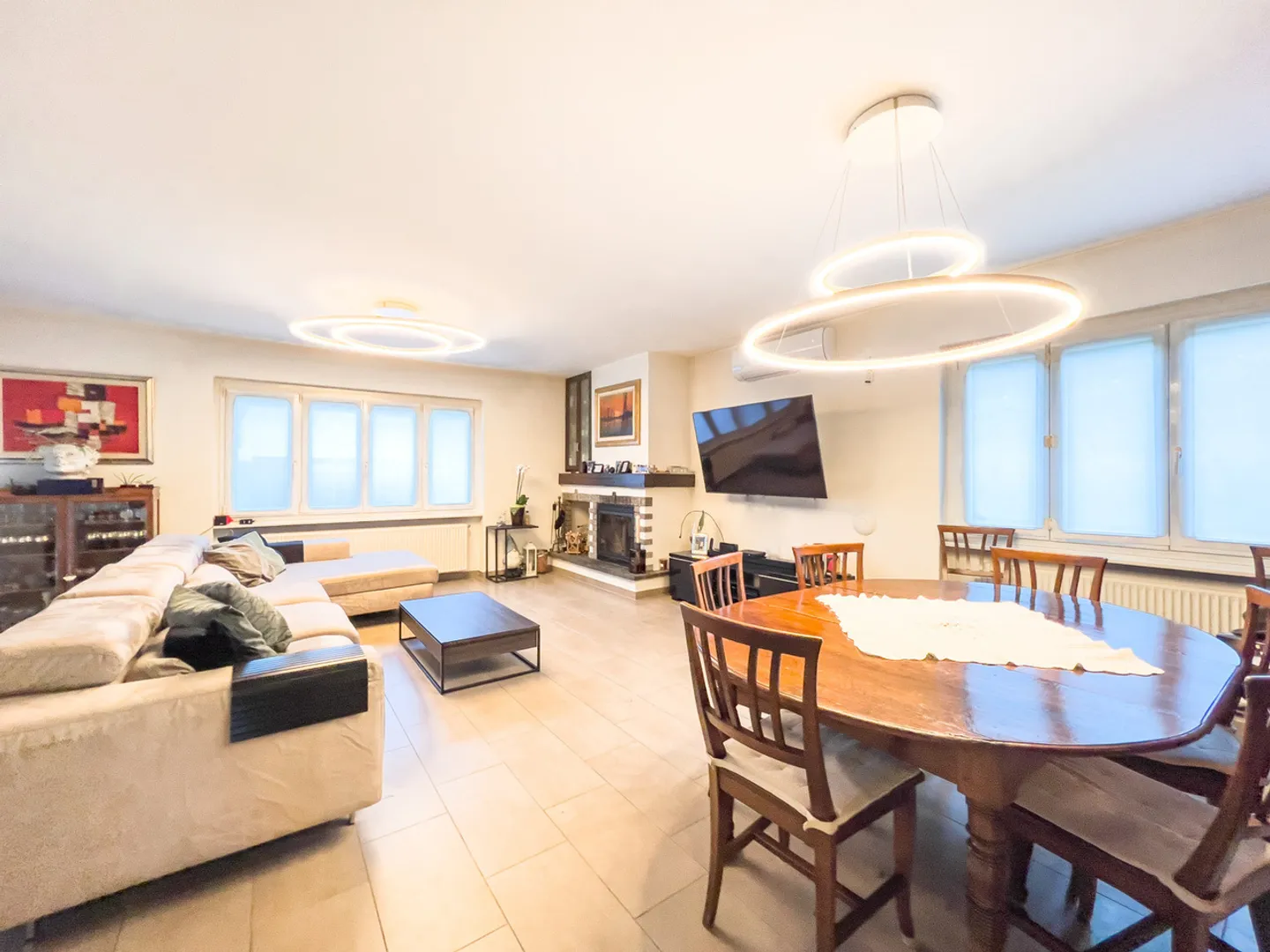 Geräumiges Einfamilienhaus mit Garten in Bedano - Foto 2 von 8