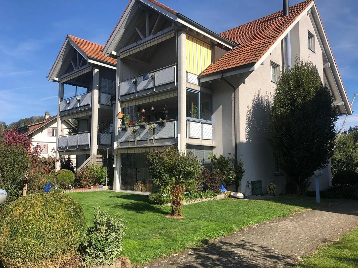 Oasi abitativa con giardino d'inverno e giardino - Foto 1 di 7