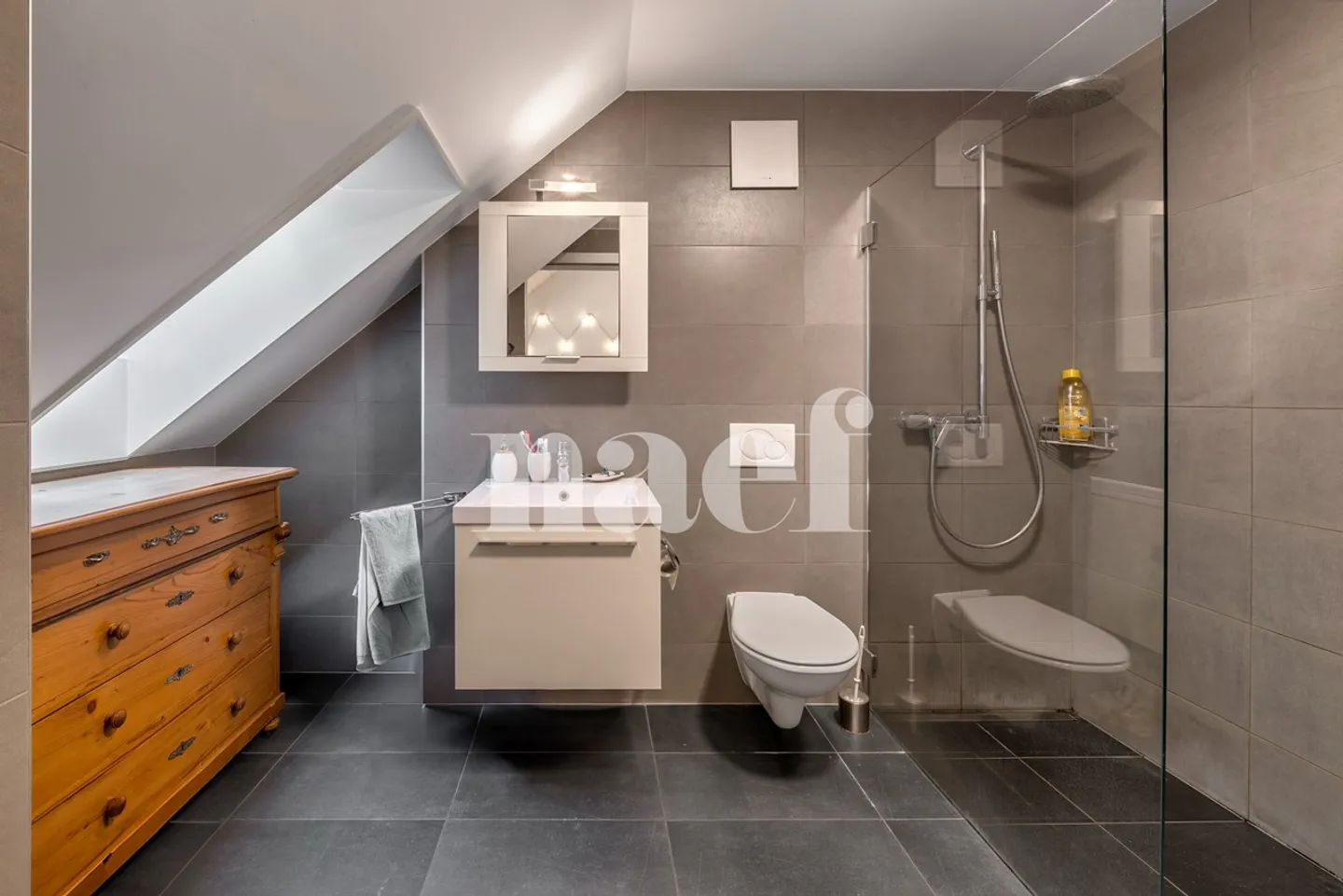 4.5-room penthouse apartment in Chardonne - Photo 12 of 12