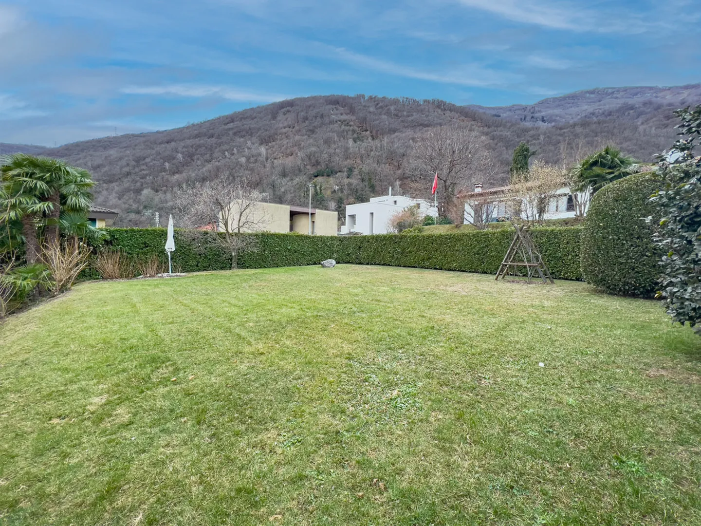 Geräumiges Einfamilienhaus mit Garten in Bedano - Foto 6 von 8