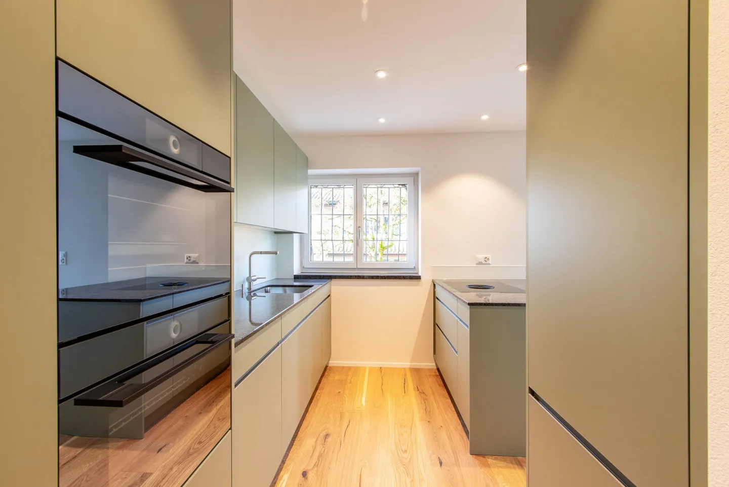 Traumhaftes 5,5-Zimmer-Einfamilienhaus am See - Foto 5 von 13