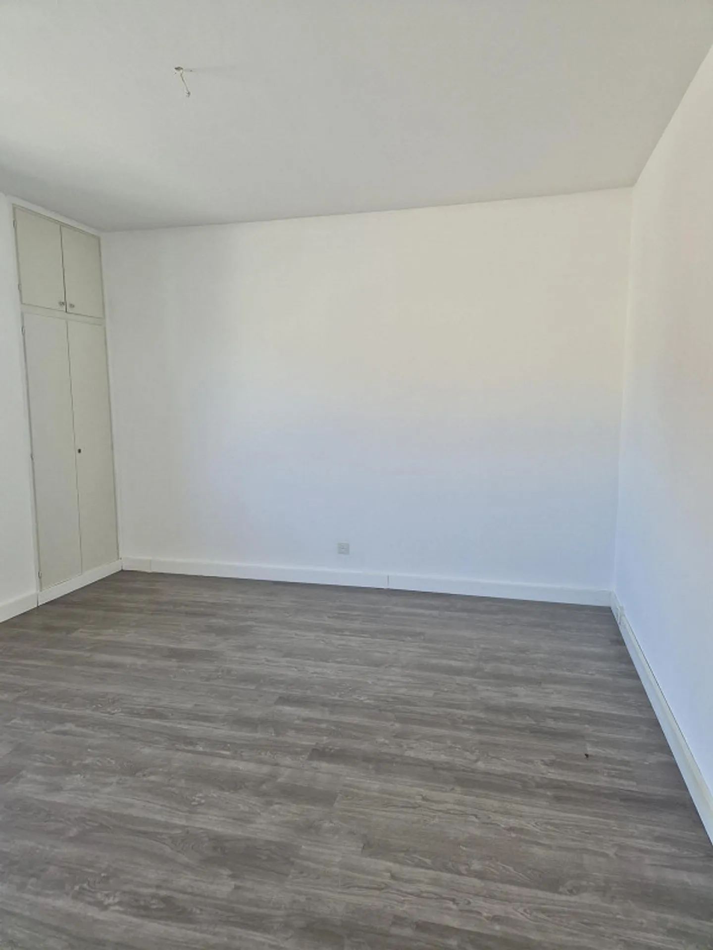APPARTEMENT À BALERNA - Photo 8 sur 23