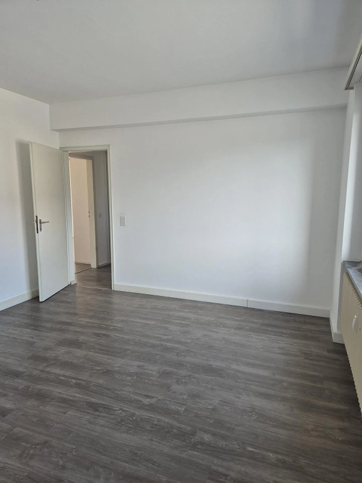 APPARTEMENT À BALERNA - Photo 9 sur 23