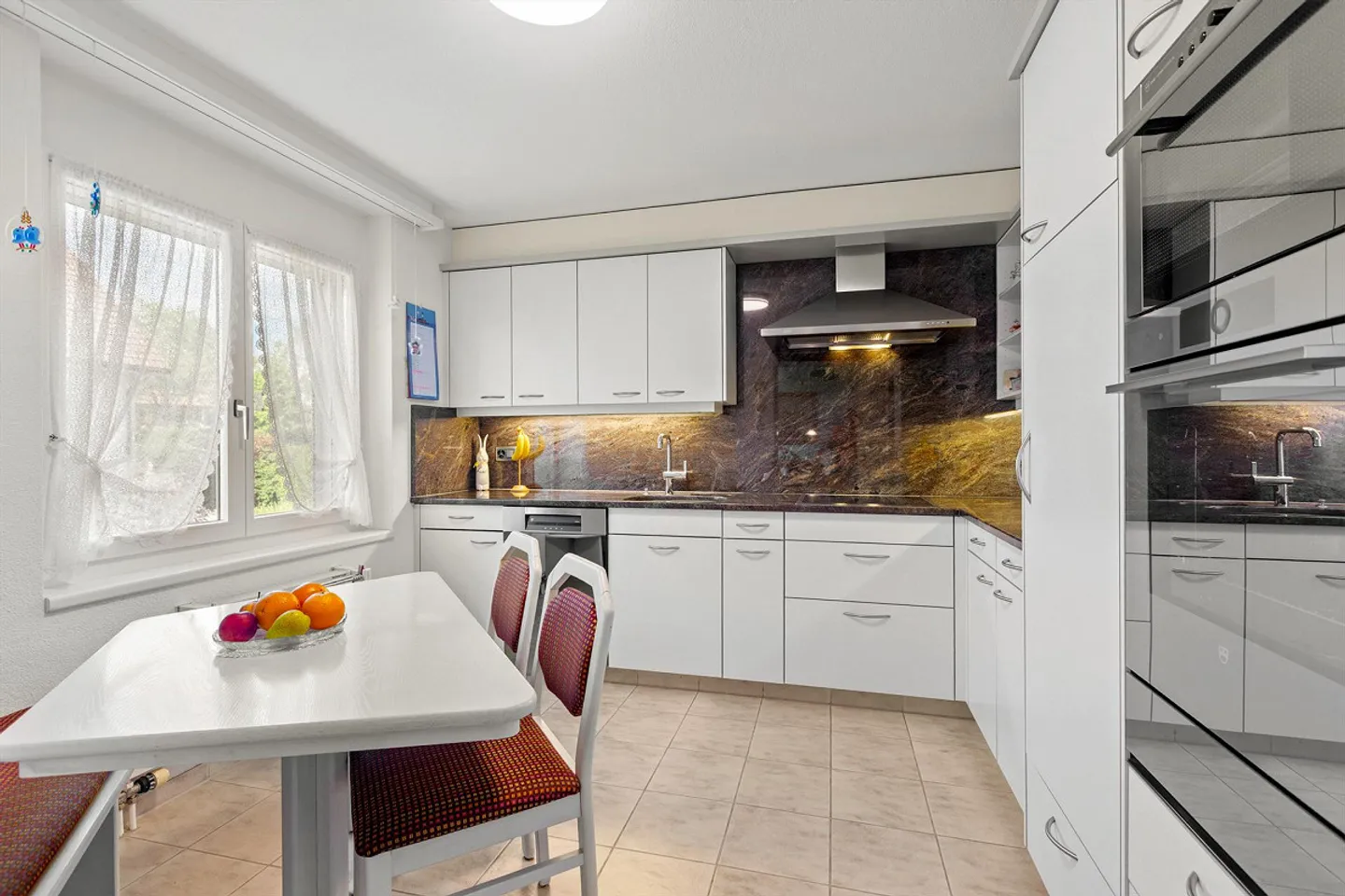 Geräumige Wohnung mit Balkon - Foto 3 von 5