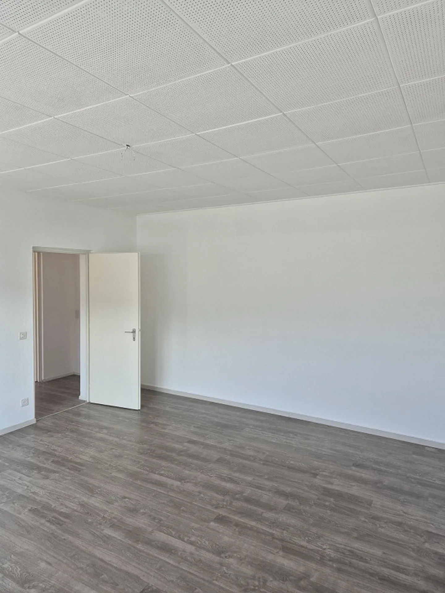 APPARTEMENT À BALERNA - Photo 18 sur 23