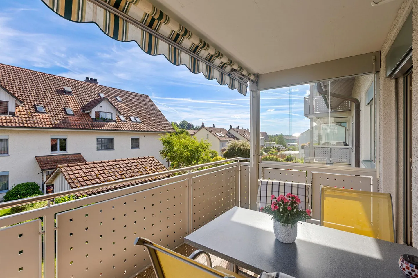Geräumige Wohnung mit Balkon - Foto 5 von 5