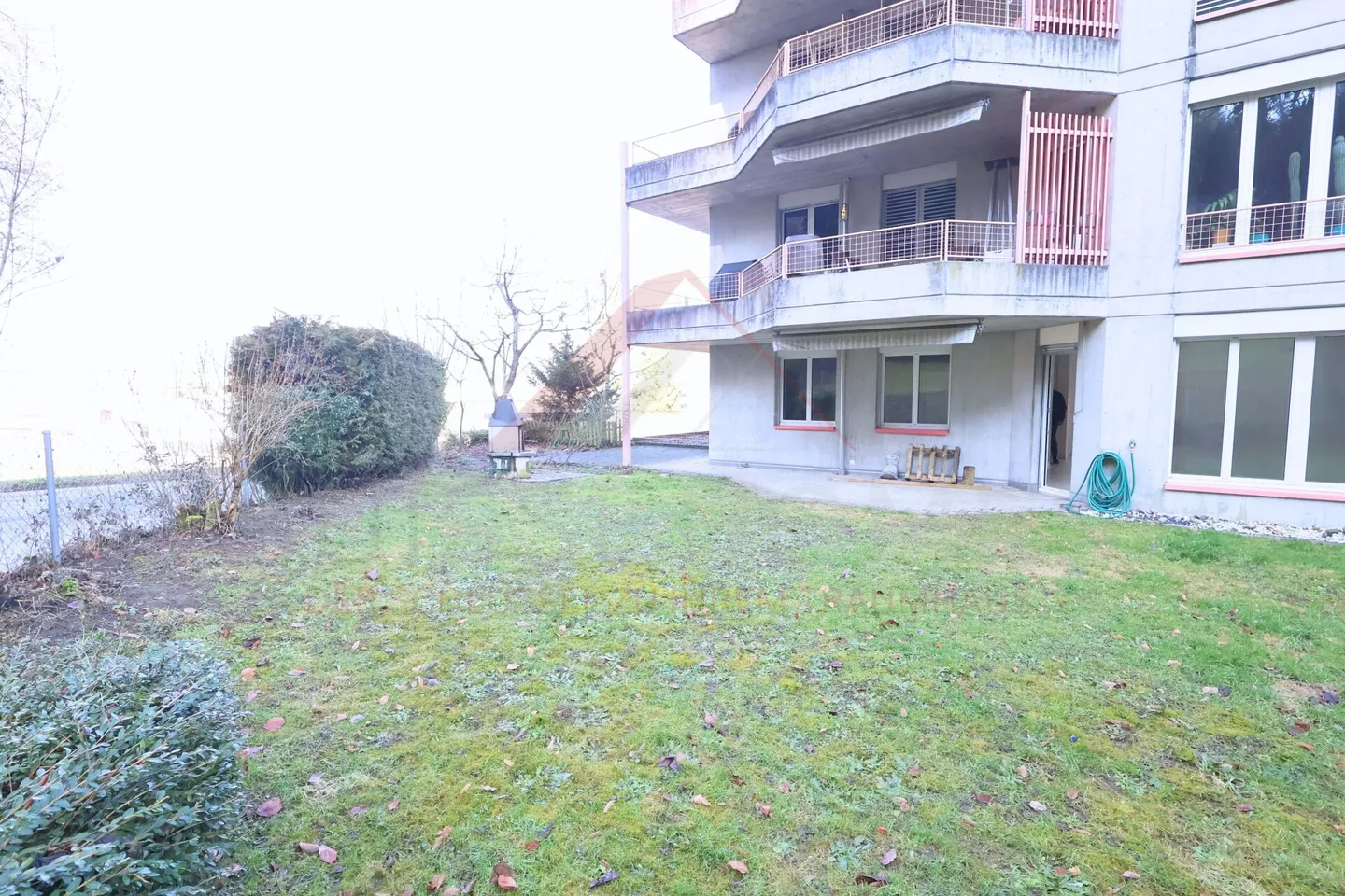 Geräumige Erdgeschosswohnung - Foto 3 von 22