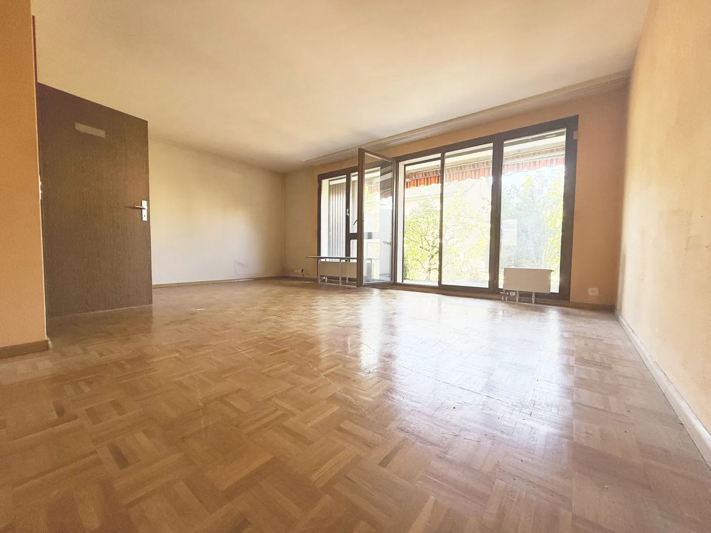 Reihenhaus mit grossem Ausbaupotenzial - Foto 3 von 14