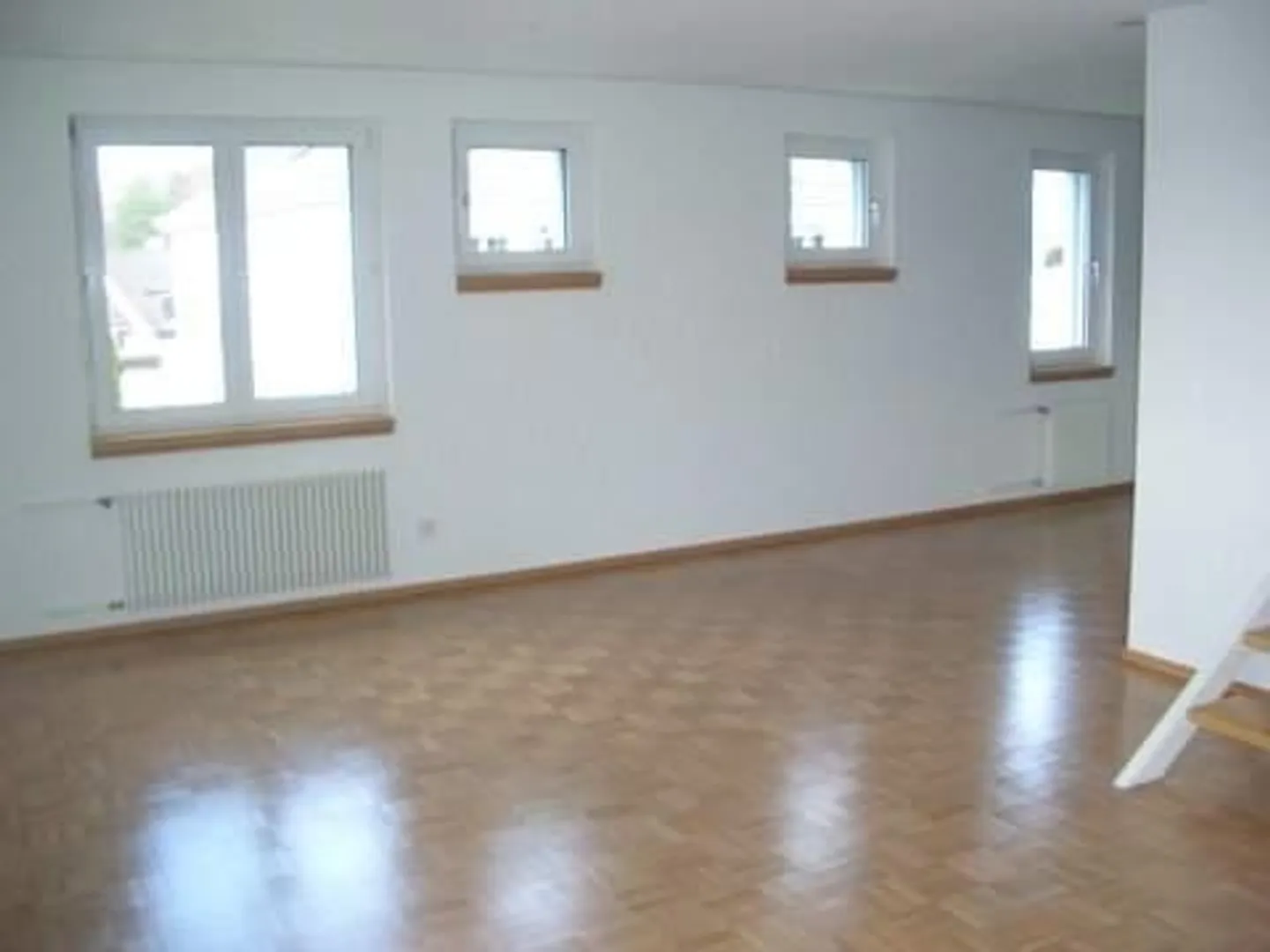 Ruhige und grosszügige 3 1/2-Zi.- Maisonnettewohnung - Foto 6 von 12