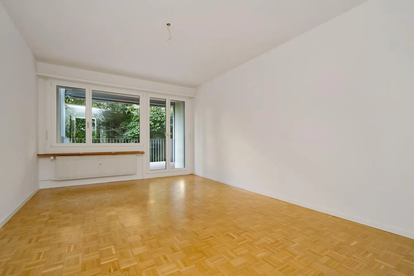 APARTMENT IN A CENTRAL LOCATION - Photo 6 of 10