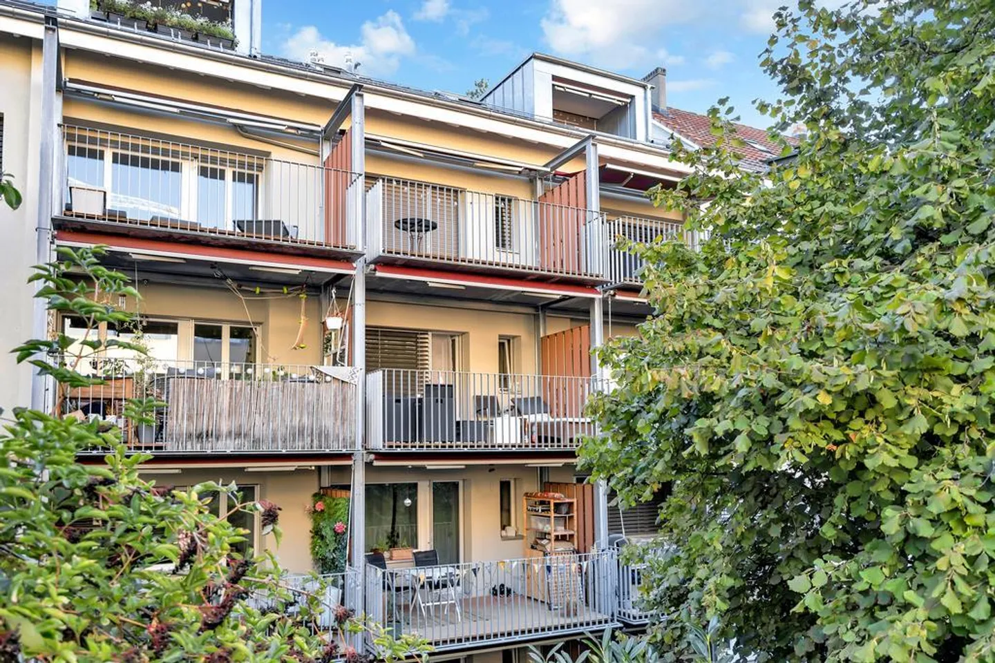 APARTMENT IN A CENTRAL LOCATION - Photo 1 of 10