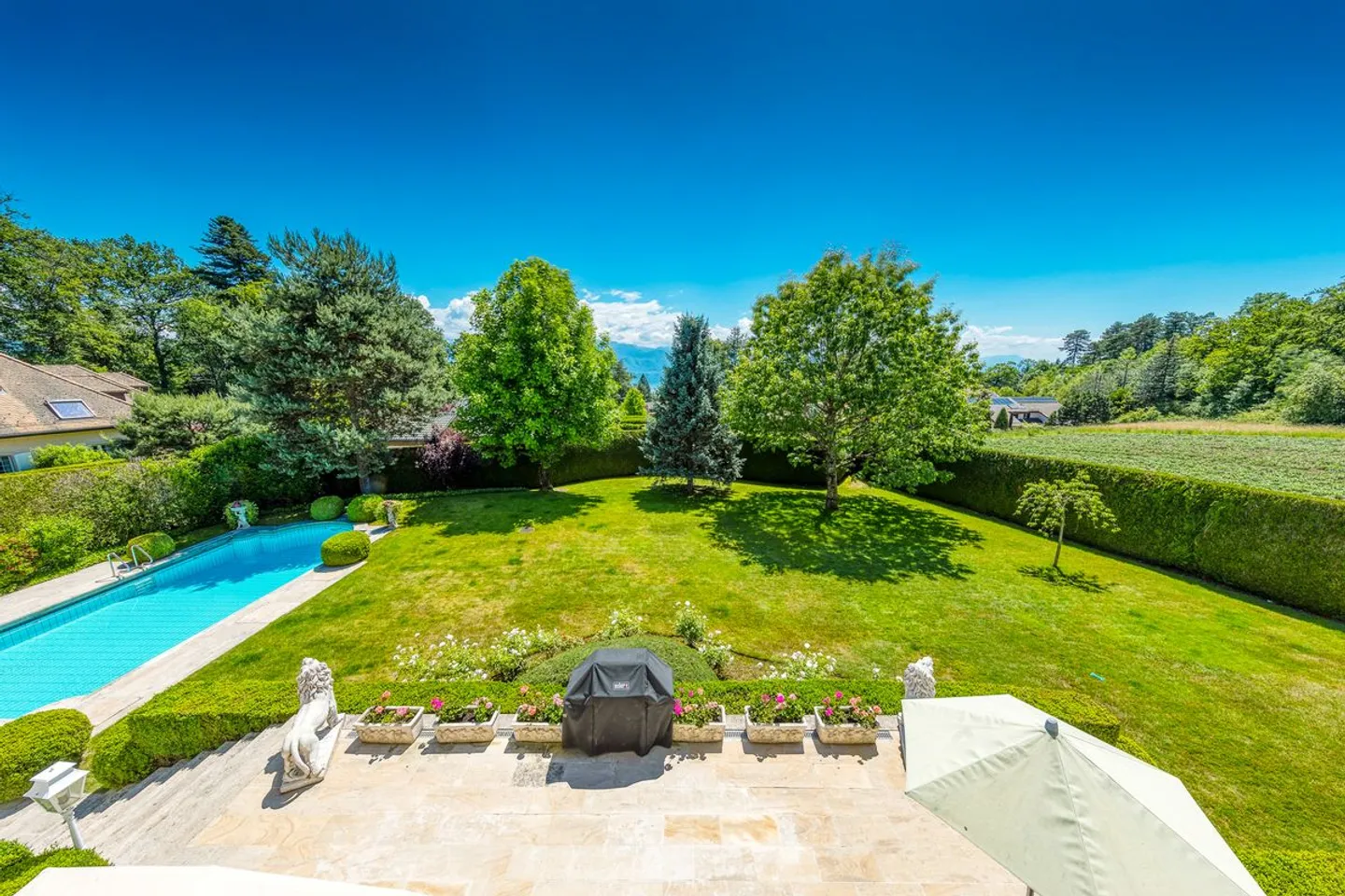 Luxusvilla mit Pool in Lausanne - Foto 9 von 13