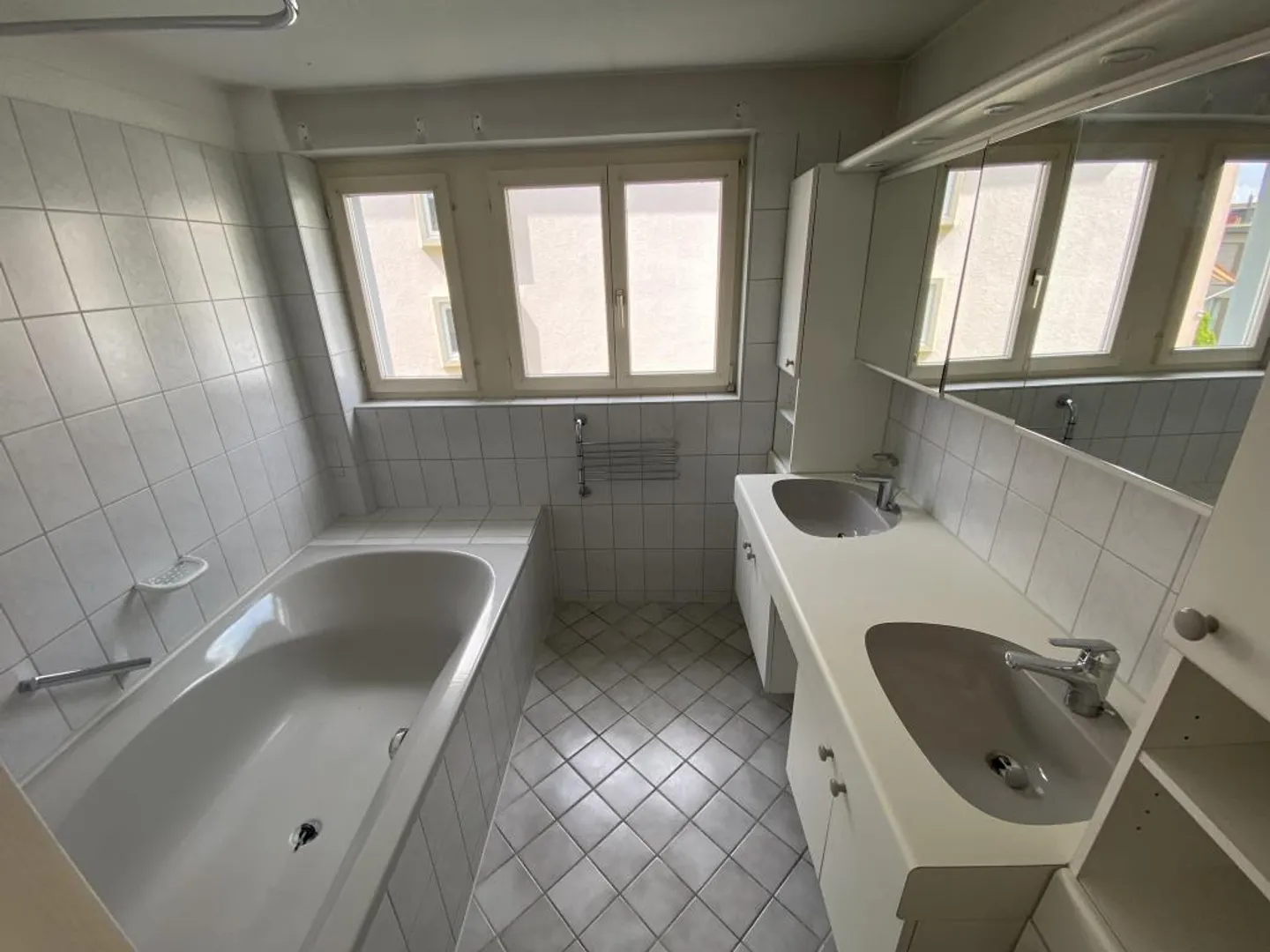 Appartement 4.5 pièces comme bien d'investissement ou occupation personnelle - Photo 6 sur 8