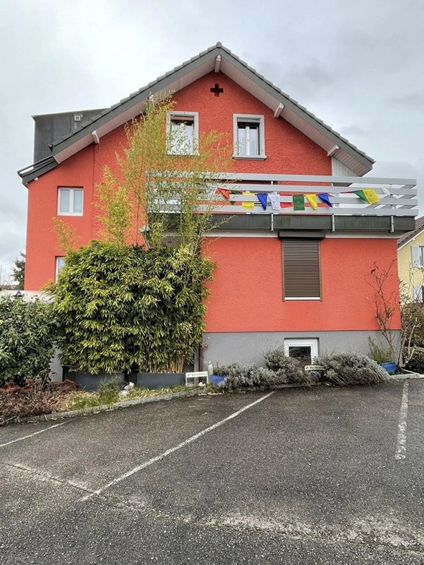 Charmante Wohnung in Suhr - Foto 1 von 7