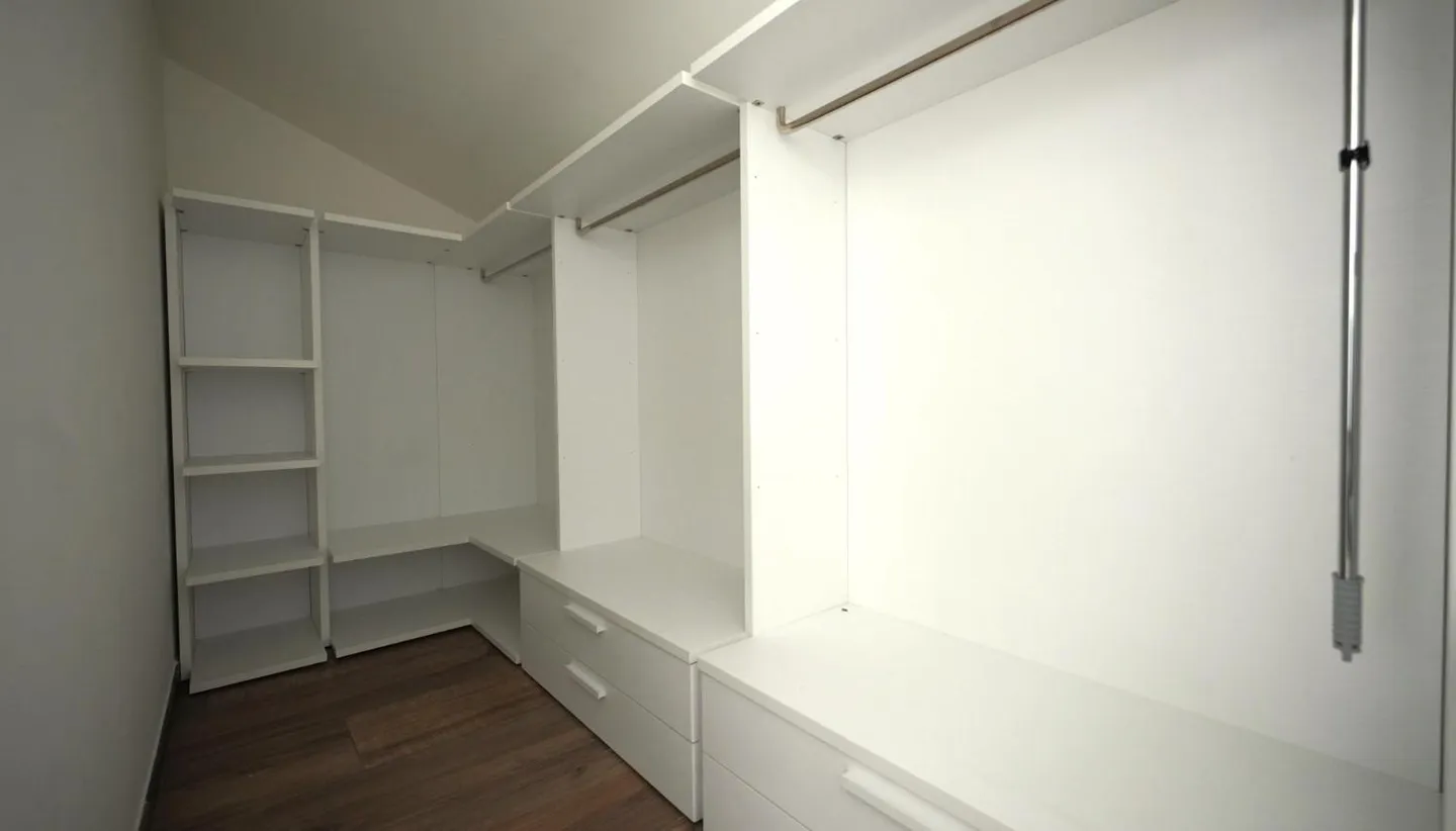 Attique rénové près de Sion - Photo 10 sur 10