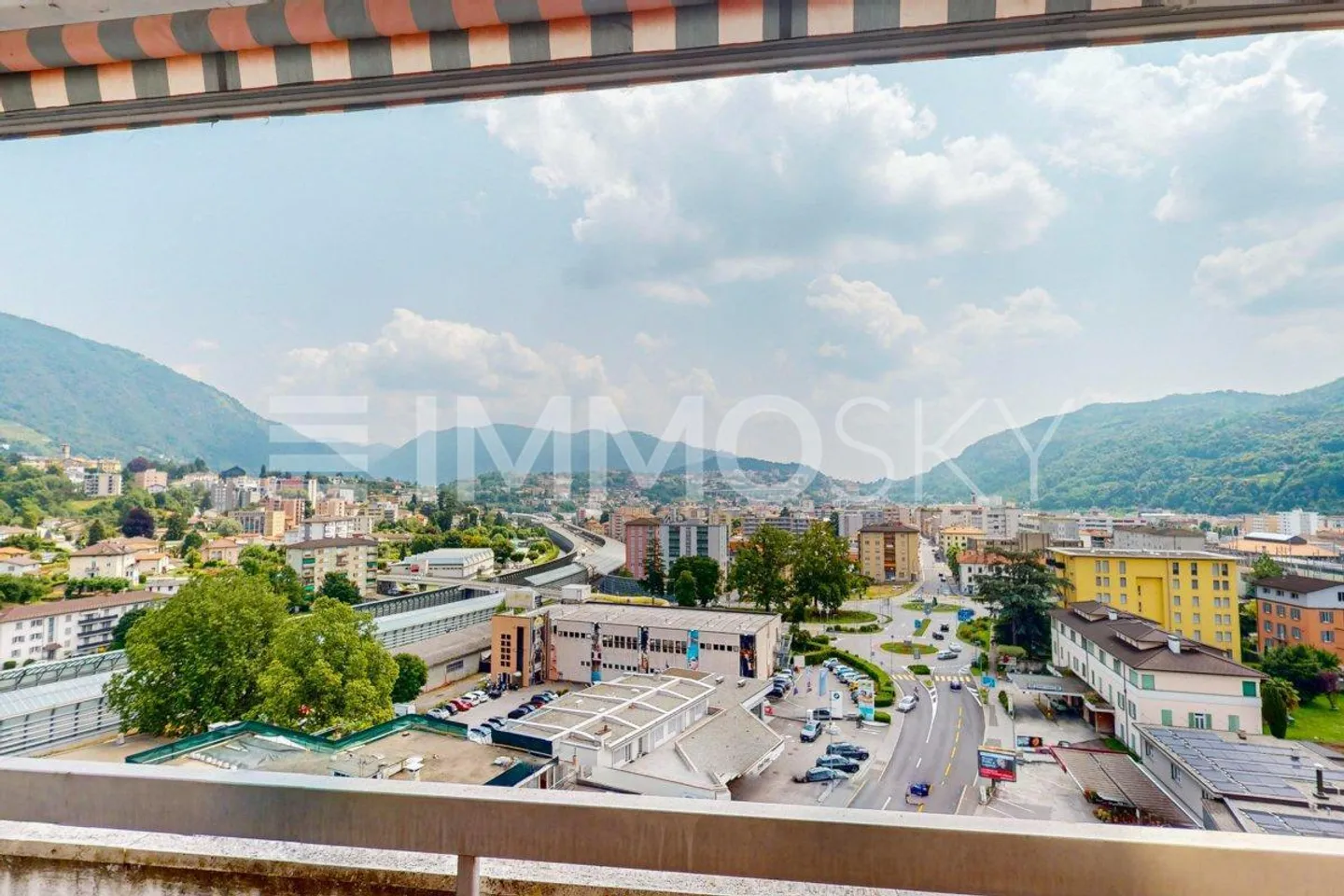 Great deal with all services just steps away - Photo 5 of 5