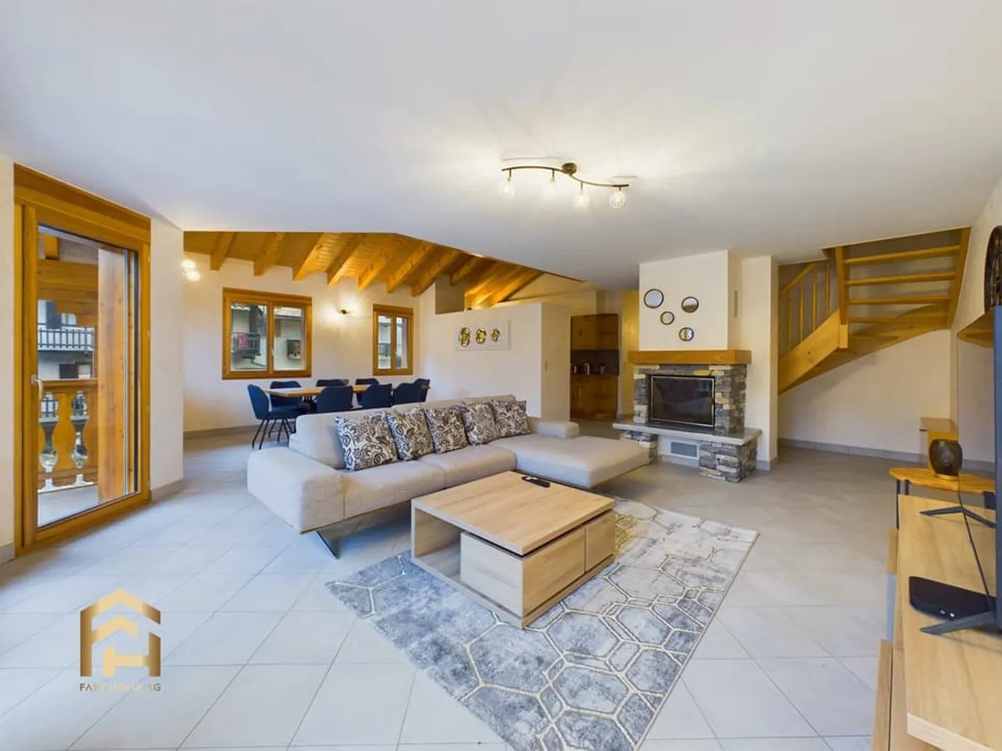 Exclusif appartement en attique en duplex de 5.5 pièces - Photo 3 sur 13