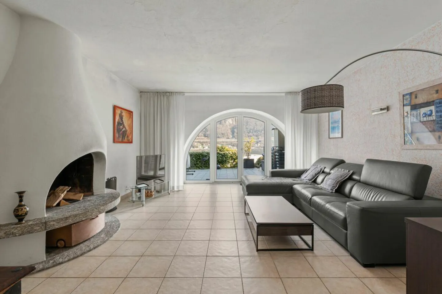 Haus mit Seeblick in Riva San Vitale - Foto 3 von 12