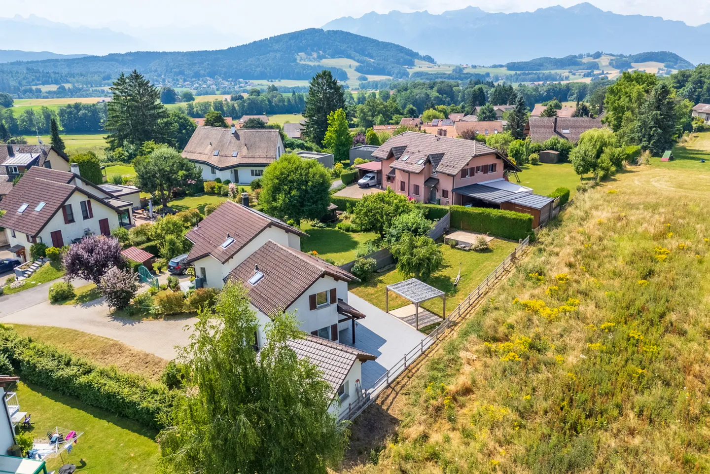 «Très belle maison mitoyenne entièrement rénovée» - Photo 3 sur 25