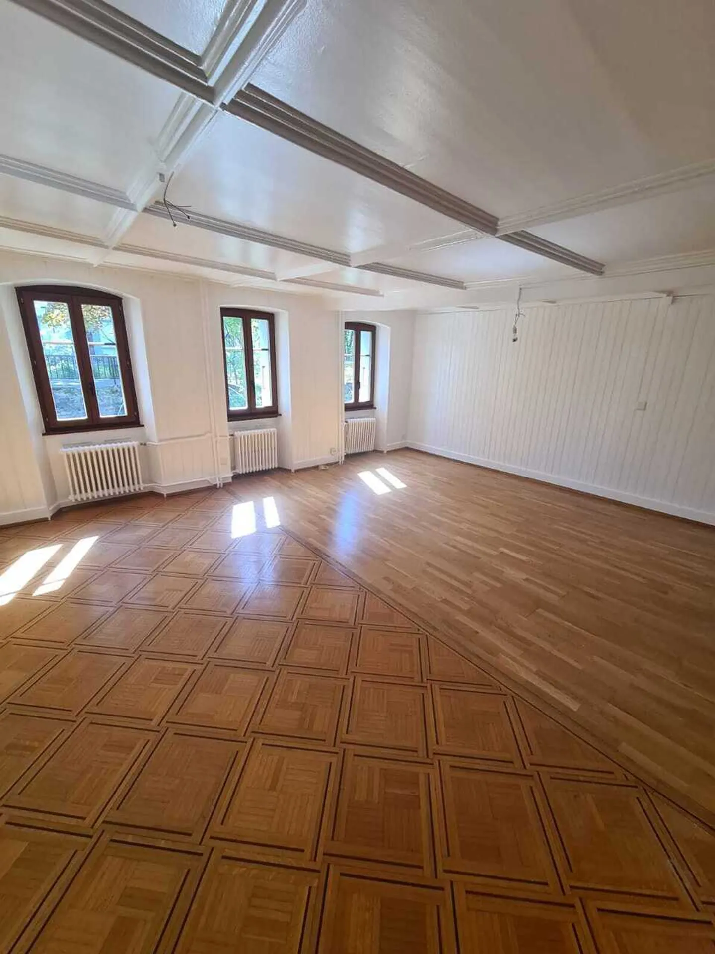 Appartamento mansardato con 4,5 stanze, completamente ristrutturato al 1° piano - Foto 8 di 12