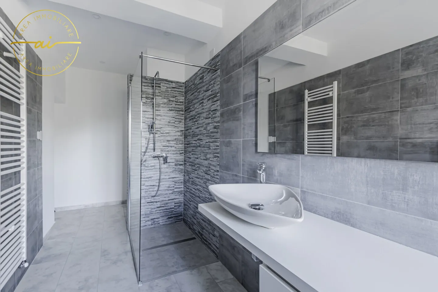 Appartement moderne de 3,5 pièces avec vue sur le lac à Cademario - Photo 4 sur 13