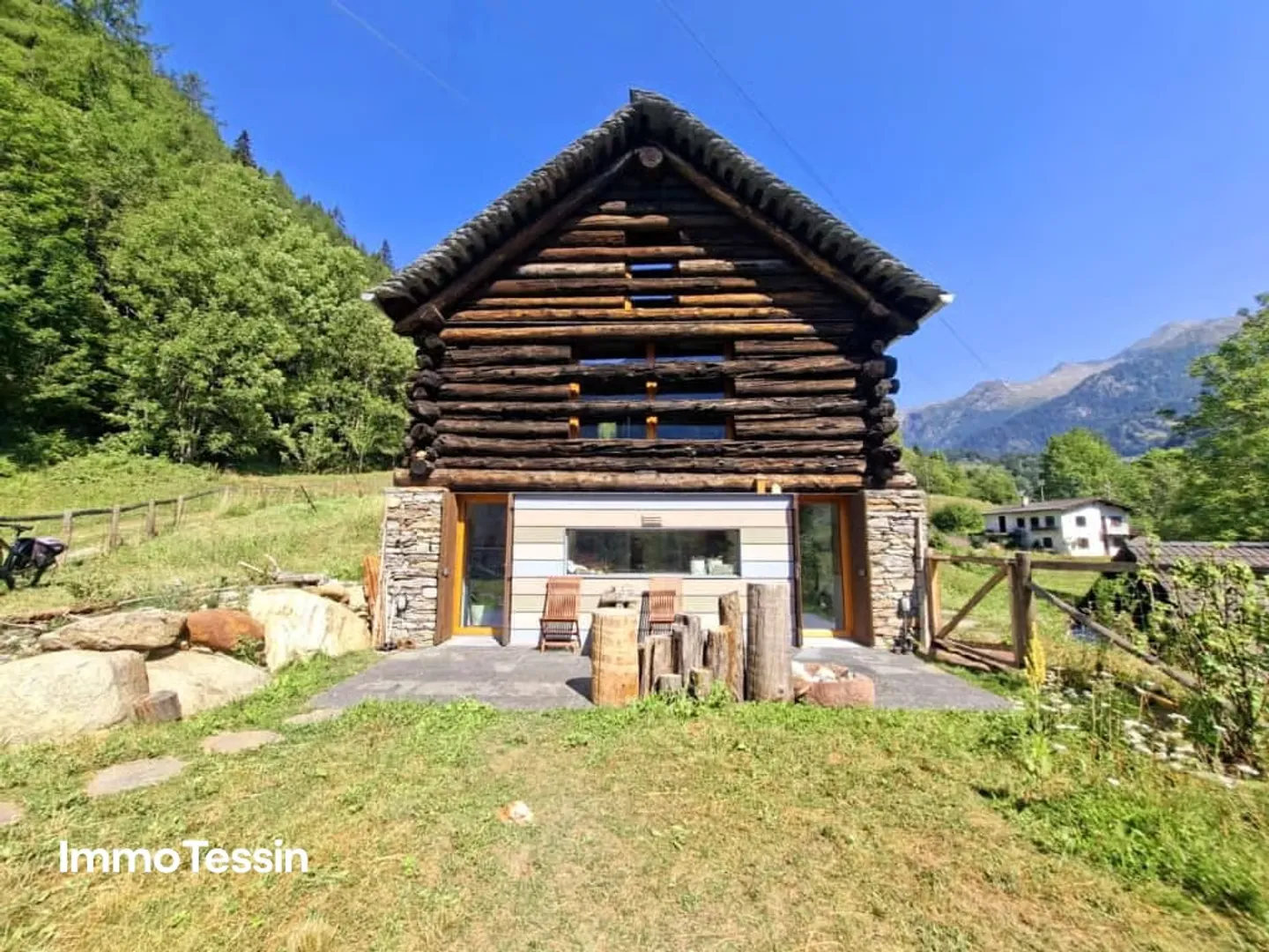 Rarity: Unique Rustic Bijoux in Maggiatal, between Sky Forest and Light, Your Paradise on Earth - Photo 1 of 13