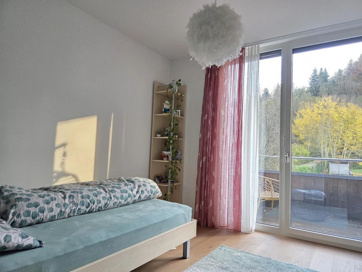 Stilvolles Familienhaus am Waldrand - Foto 9 von 25